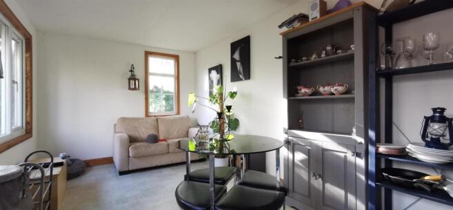 Summerhouse Internal