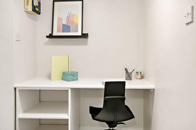 1 bed Flat to rent Image 4