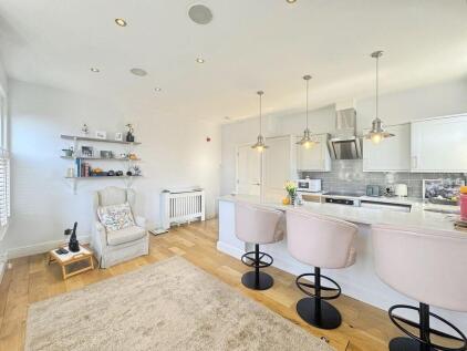 High Street, Wivenhoe, Colchester,CO7