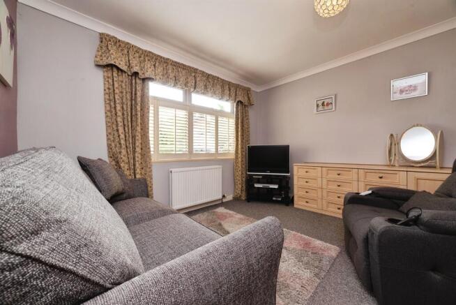 2 bed Detached Bungalow for sale Image 11