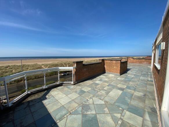SUN TERRACE