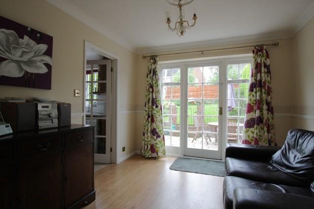 Dining/family room