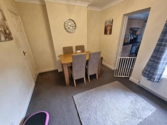 Dining Room.jpg