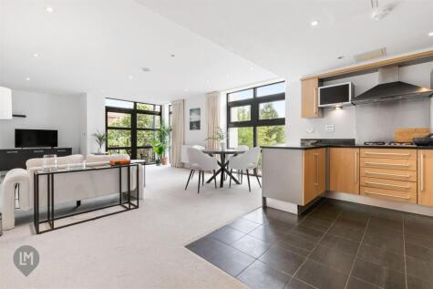 Whitelands Crescent, London