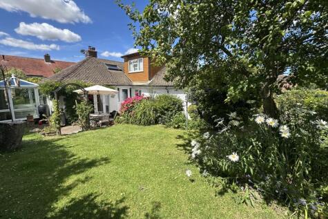 High Street, St Margarets At Cliffe, CT15