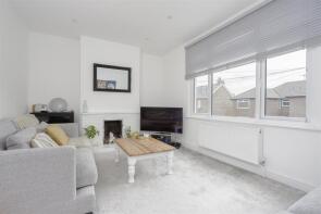 15a, Lyme Regis Road, Banstead SM7 2EY