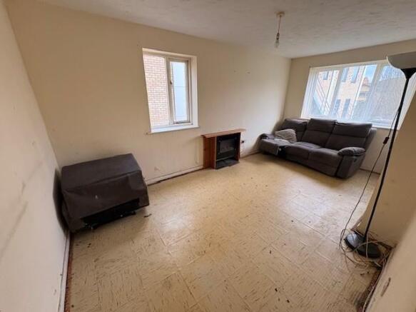 lounge 2 new.jpg