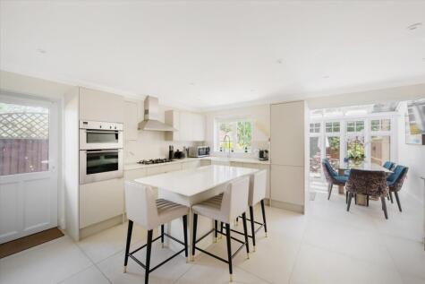 Cavendish Place, London NW2