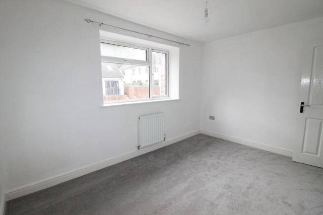 3 bed Semi-Detached for sale Image 12