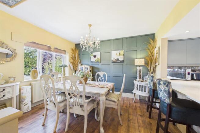 CAM04235G0-PR0207-STILL021.jpg