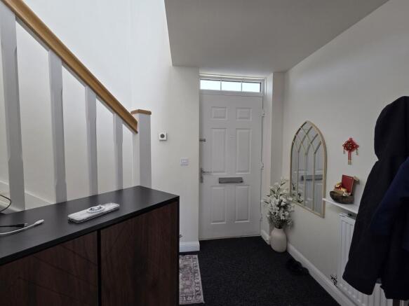 Elleby Place, Ashbourne, Derbyshire photo 4