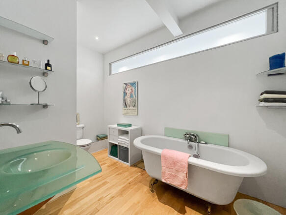 Photo 21