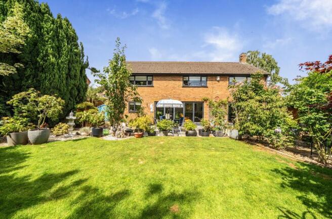 2 Sutton Acre