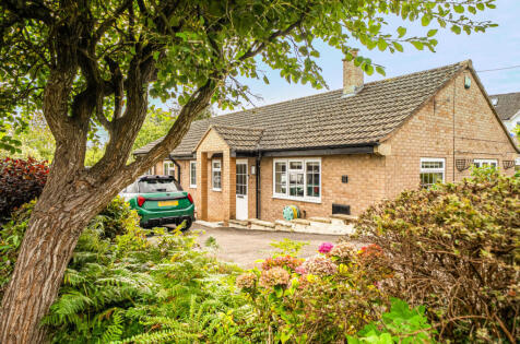 Hunters Way, Andoversford, Cheltenham