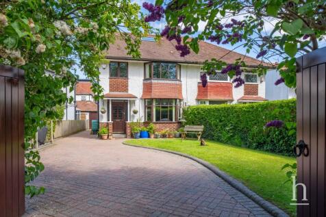 Irbyside Road, Frankby, CH48