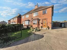30, Green Crescent, Selston NG16 6DD