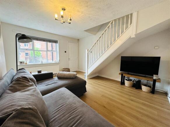2 bed Semi-Detached for sale Image 6