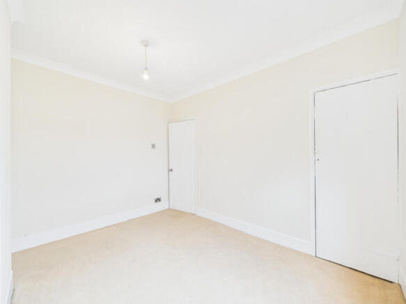 2 bed Terraced for sale Image 9