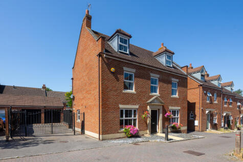 Kingfisher Grove, RG7