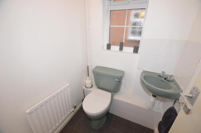 Guest Cloak Room/WC