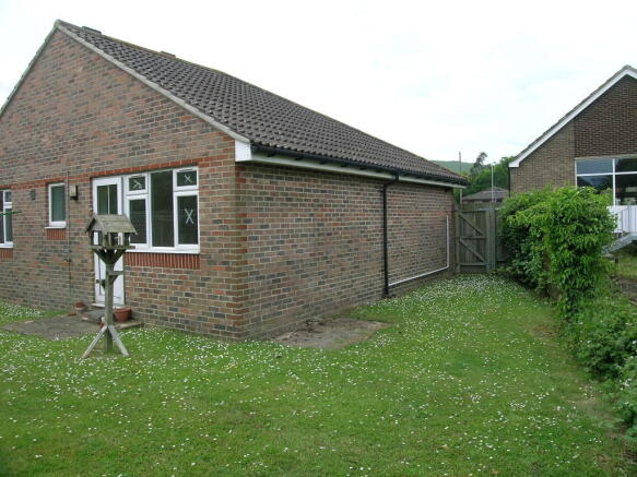REAR & SIDE AREAS