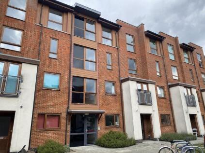 Commonwealth Drive, Crawley