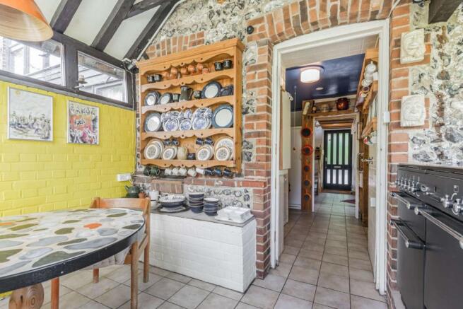 Breakfast Room 2