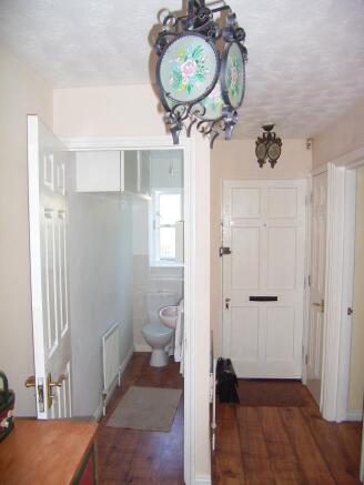 Hall+WC