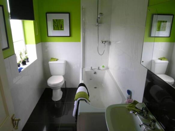 Photo 10