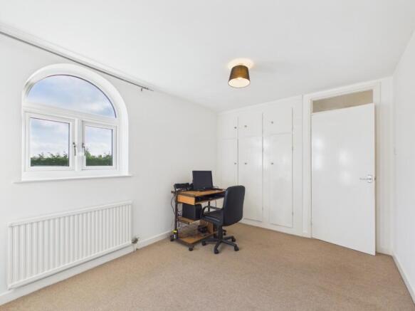 1 bed Apartment for sale Image 8