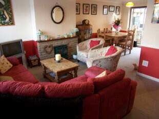 Lounge/Dining Room
