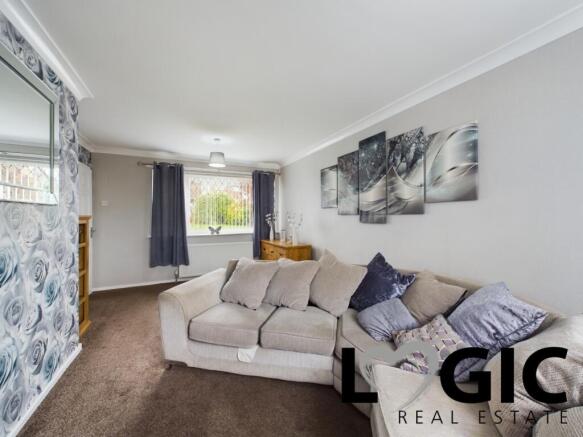 34 Huntwick Crescent  (8)