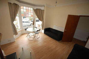 6, St Michaels Terrace, Headingley, Leeds LS6 3BQ