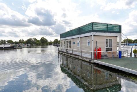 Hartford Marina Banks End, Wyton, PE28