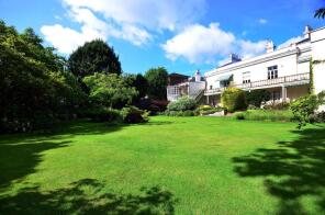 Flat D, 81 Elmley House, Wimbledon Park Side, London SW19 5LP