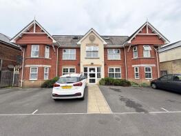 Flat 5, 60a, Nortoft Road, Bournemouth BH8 8PZ