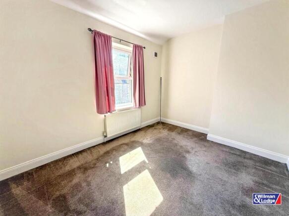 2 bed Terraced for sale Image 8