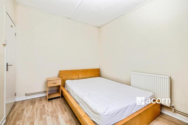 Bedroom 1 (2)