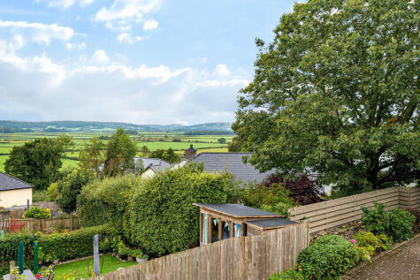 10 Nethercroft, Levens, Kendal, LA8 8LU