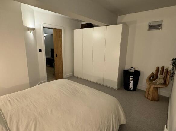 Bedroom 1 (3)