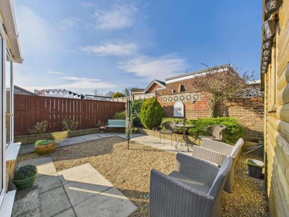 2 bed Detached Bungalow for sale Image 11