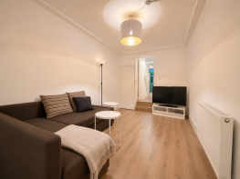 62, Valnay Street, London SW17 8PT