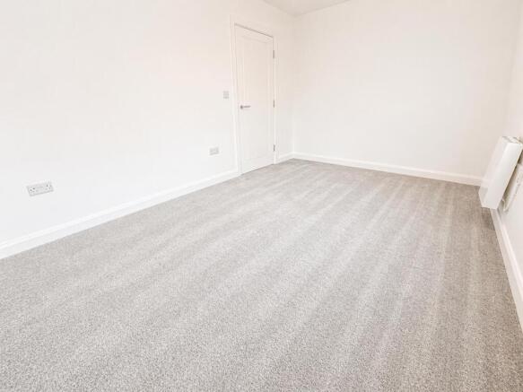 1 bed Apartment to rent Image 5