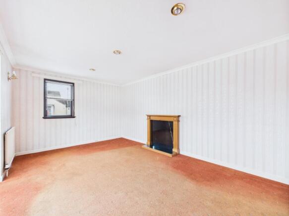 CAM03185G0-PR0111-STILL025