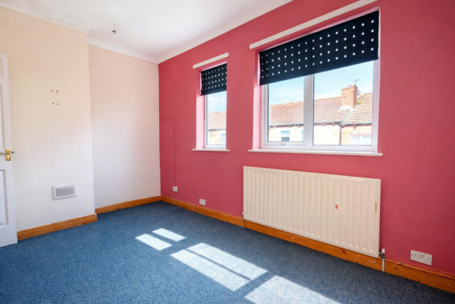 3 bed Terraced to rent Image 4