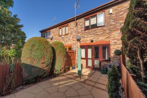 Bishops Mews, Commercial Road, TN9 2BA