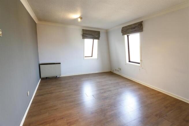 14 Grove Court (3).JPG