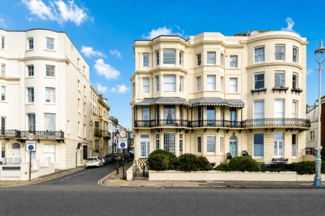 1 Bedroom Flat For Sale