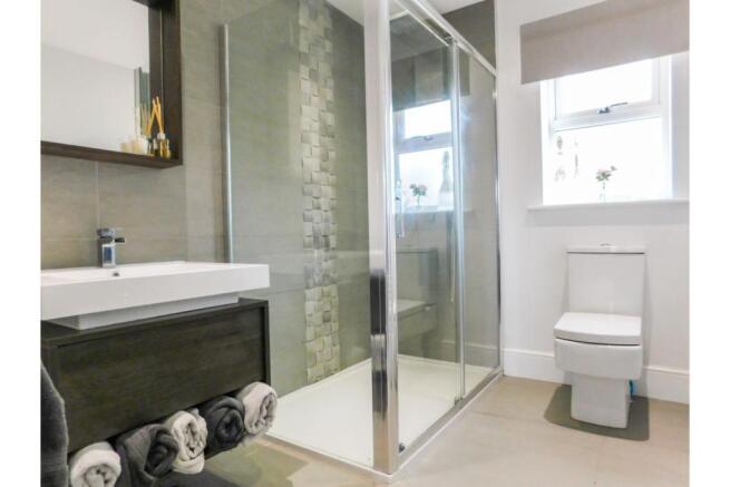 Master En-suite