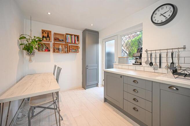 DINING KITCHEN